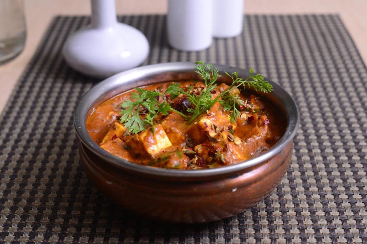 The Hawaii Comforts Hotel Panaji