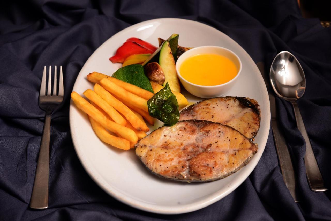 The Hawaii Comforts Hotel Panaji
