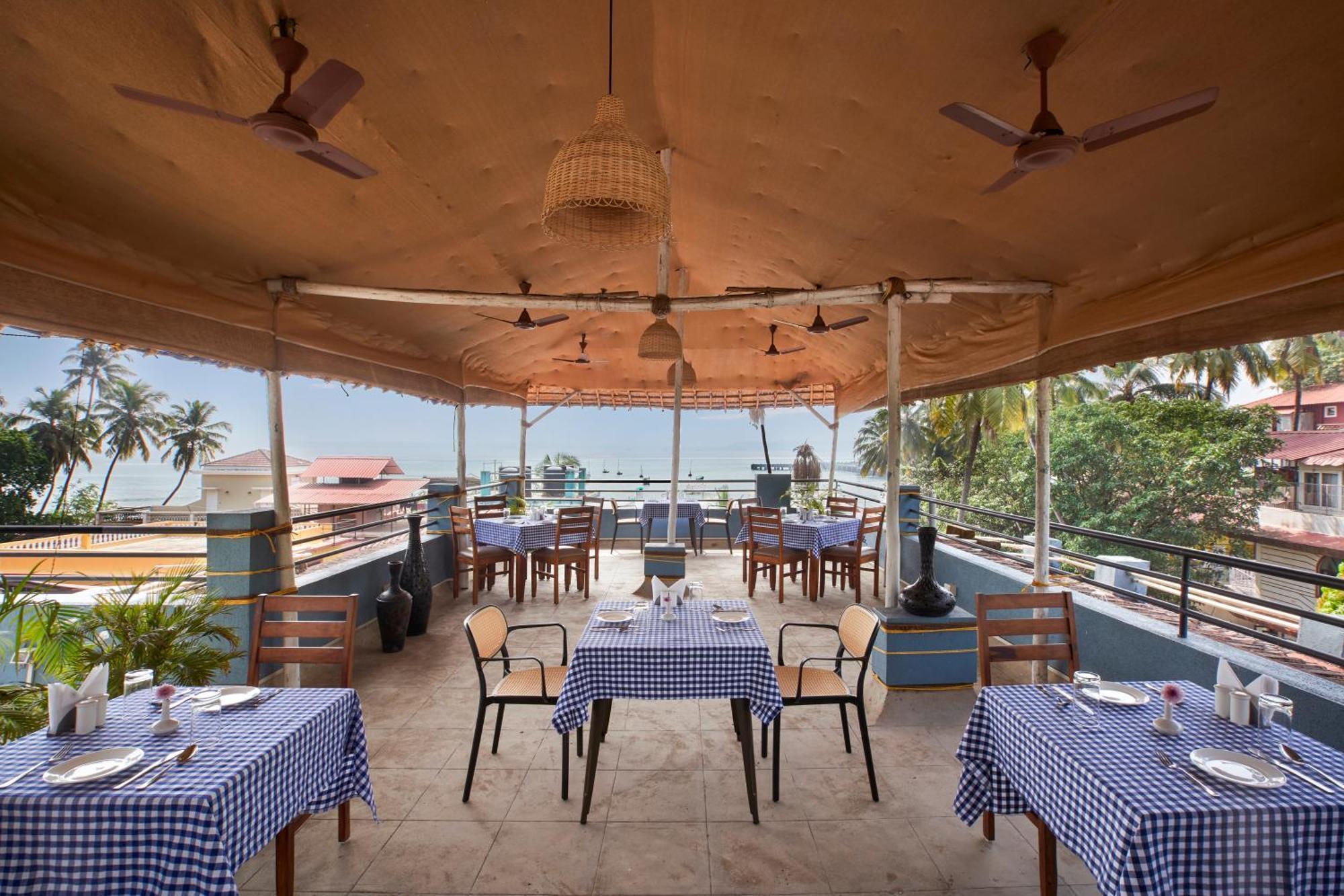 The Hawaii Comforts Hotel Panaji