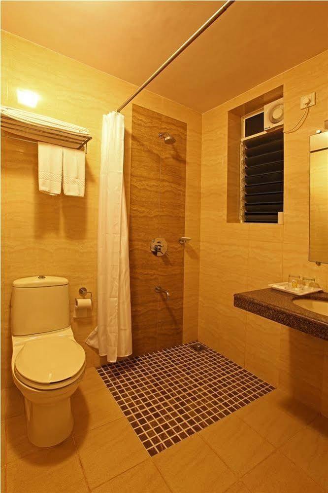 The Hawaii Comforts Hotel Panaji