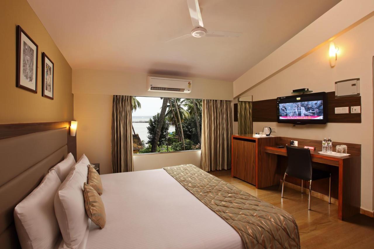 Hotel The Hawaii Comforts Panaji